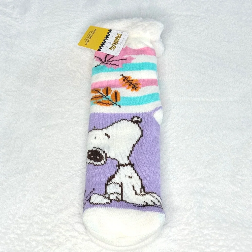 Peanuts Snoopy Sherpa Lined Slipper Socks Purple Fall Leaves Non-Slip One‎ Size